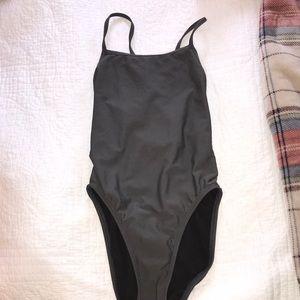 JOLYN PRACTICE SUIT!